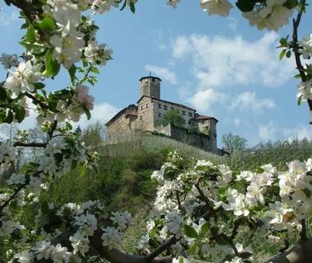 Castel Valer
