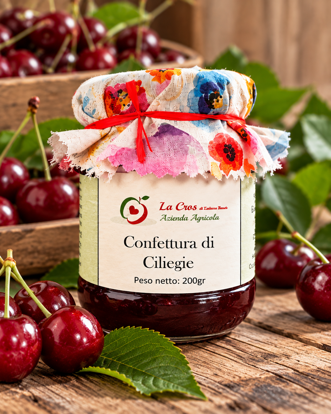 Vasetto di confettura di ciliegie