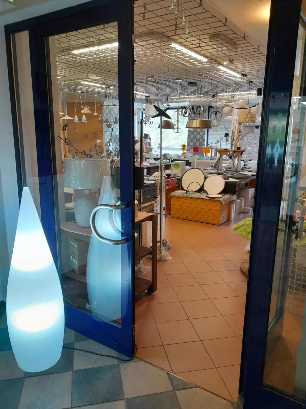 CENTRO LUCE ILLUMINAZIONE - CAROLLI IMPIANTI SRL, foto 1
